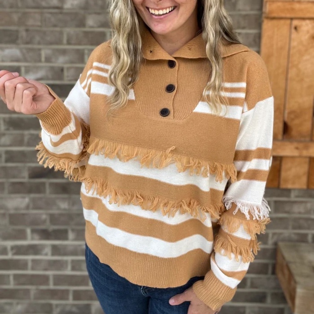 New Easel Camel Button Mock Collar Neckline Fringe Sweater Pullover Small